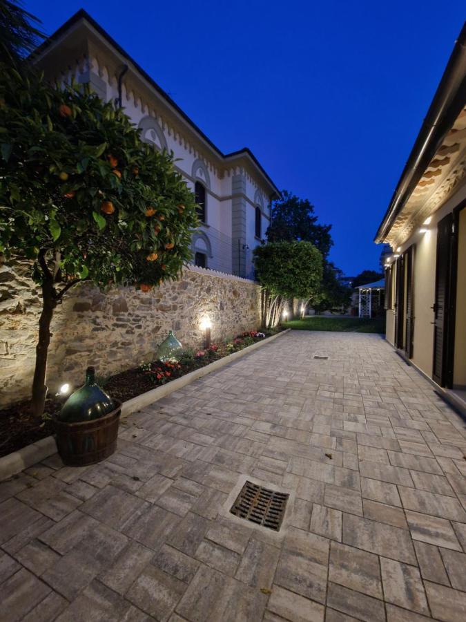Serra Di Mare Casa Con Giardino Livorno Exteriör bild